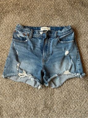 Abercrombie & Fitch The 4" High Rise Mom Short 26/2 Blue Denim UEC